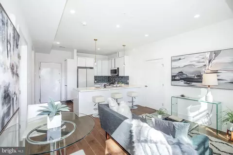 1002 Rhode Island Ave NE #1, Washington, DC 20018