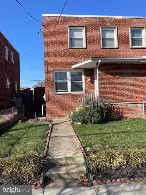 764 Kennedy St NE, Washington, DC 20011