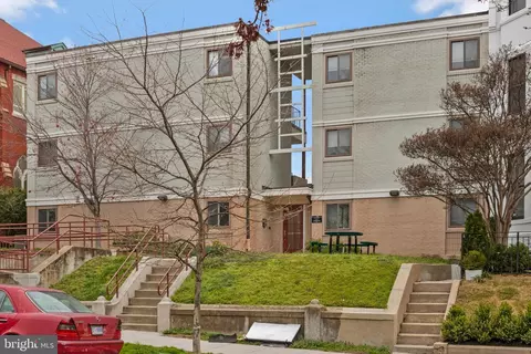 1225 Fairmont St NW #101, Washington, DC 20009