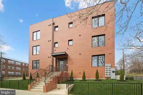 2019 M St NE #5, Washington, DC 20002