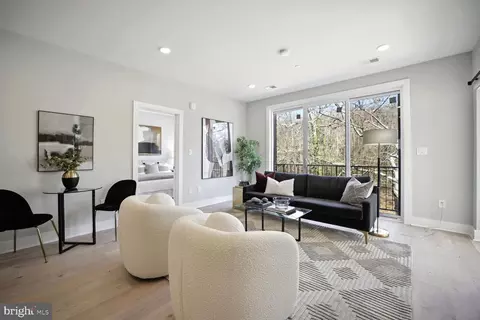 2019 M St NE #5, Washington, DC 20002 photo 3