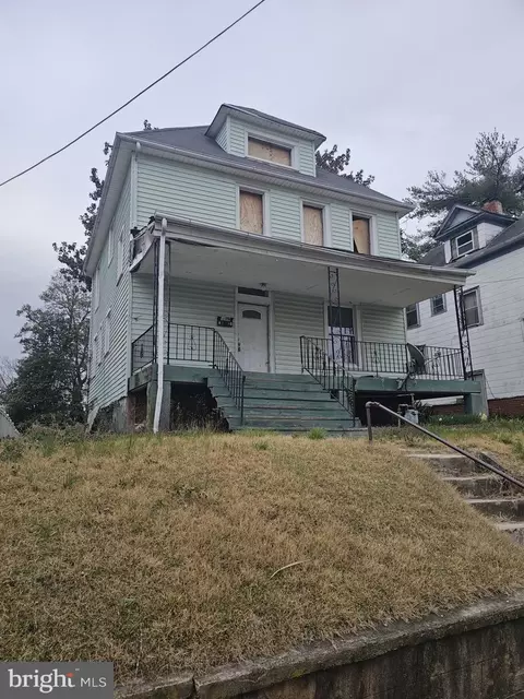 3009 16th St NE, Washington, DC 20018