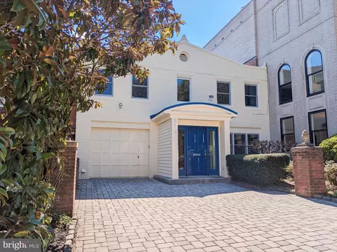 2120 S Street St NW, Washington, DC 20008