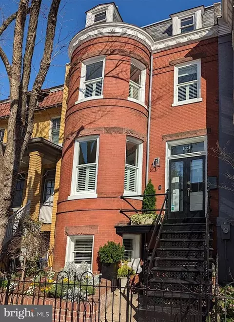Exterior - 121 4th St NE, Washington, DC 20002 photo 8 of 14