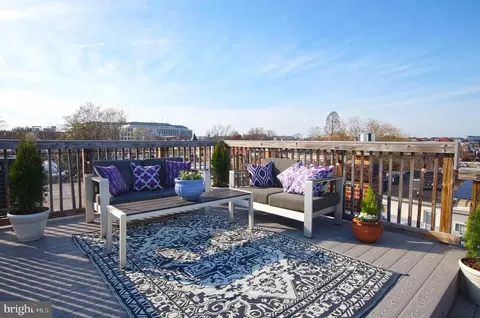 Exterior - 121 4th St NE, Washington, DC 20002 photo 3 of 14