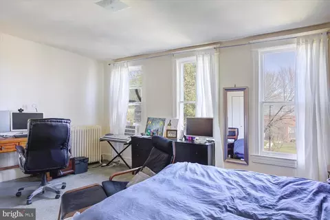 Bedroom - 1435 E Capitol St SE, Washington, DC 20003 photo 5 of 8