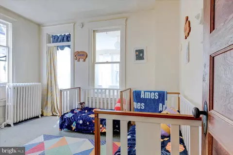 Other - 1435 E Capitol St SE, Washington, DC 20003 photo 5 of 13