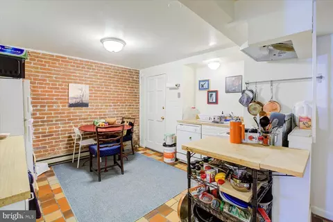 Other - 1435 E Capitol St SE, Washington, DC 20003 photo 11 of 13