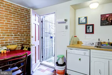 Other - 1435 E Capitol St SE, Washington, DC 20003 photo 13 of 13