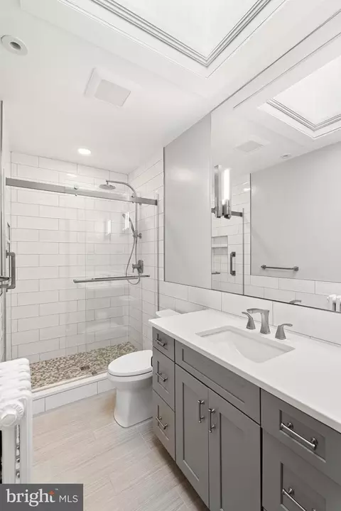 3839 Beecher St NW, Washington, DC 20007 photo 9