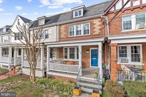 3839 Beecher St NW, Washington, DC 20007