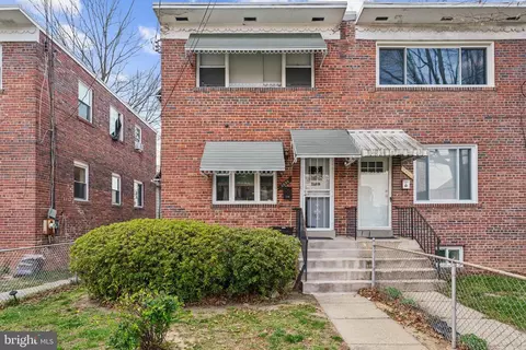 6036 Sligo Mill Rd NE, Washington, DC 20011