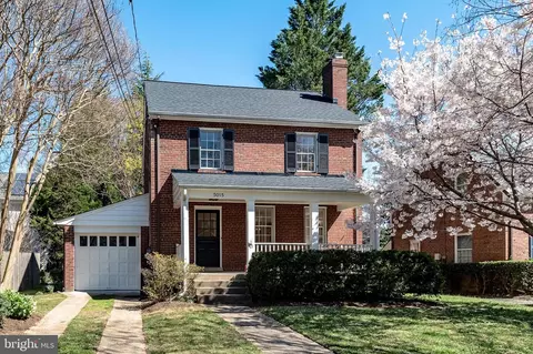 5015 44th St NW, Washington, DC 20016