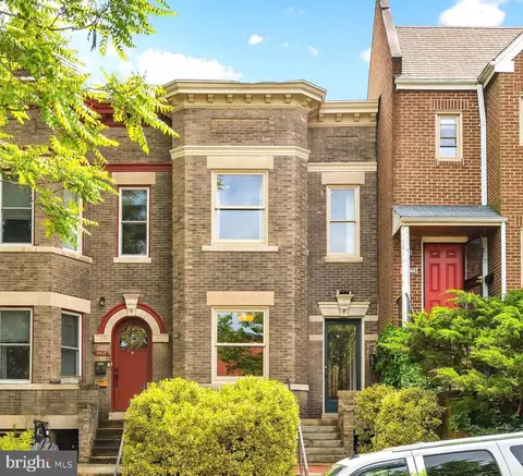 3415 Mount Pleasant St NW, Washington, DC 20010