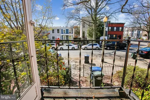 View/Area - 604 E Se SE, Washington, DC 20003 photo 1 of 1