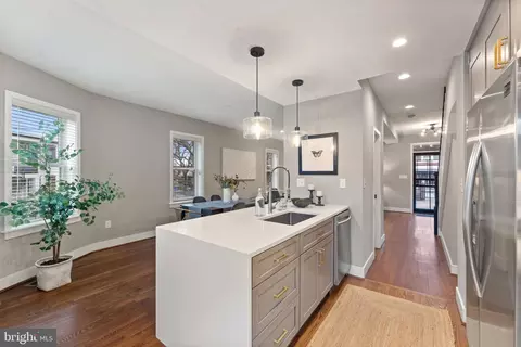 Kitchen - 415 23rd Pl NE, Washington, DC 20002 photo 4 of 4