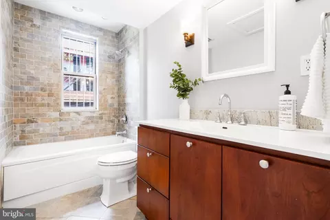 Bath - 18 9th St NE #110, Washington, DC 20002 photo 1 of 1
