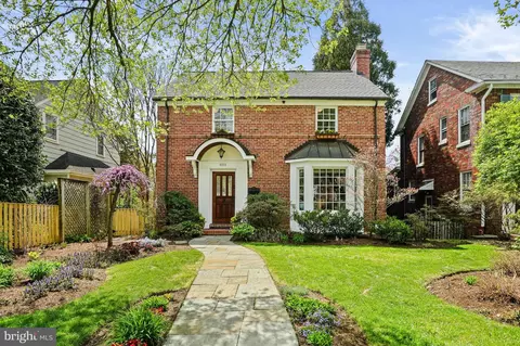4914 Albemarle St NW, Washington, DC 20016