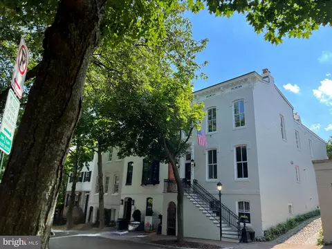 1416 34th St NW, Washington, DC 20007