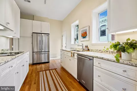 Kitchen - 103 6th St NE, Washington, DC 20002 photo 3 of 7