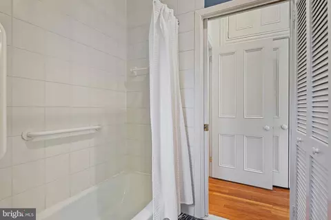 Bath - 103 6th St NE, Washington, DC 20002 photo 4 of 5