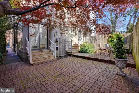 Exterior - 103 6th St NE, Washington, DC 20002 photo 4 of 8