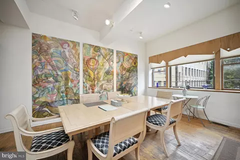 Dining - 614 614 A St SE #REAR, Washington, DC 20003 photo 3 of 3
