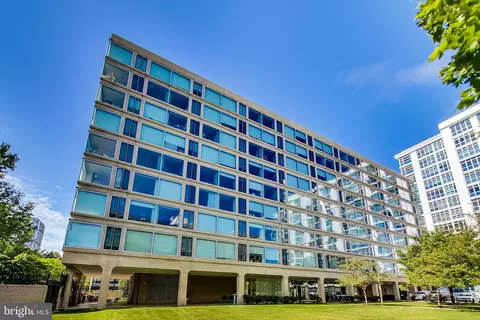 1101 3rd St SW #110, Washington, DC 20024