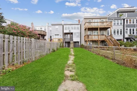 30 W Street St NW, Washington, DC 20001 photo 29