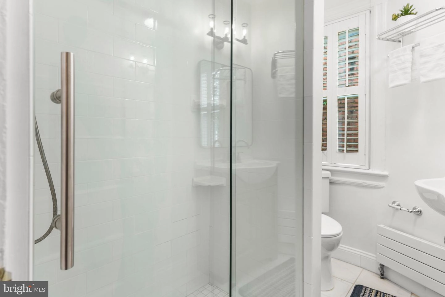 Bath - 318 G St NE, Washington, DC 20002 photo 5 of 7