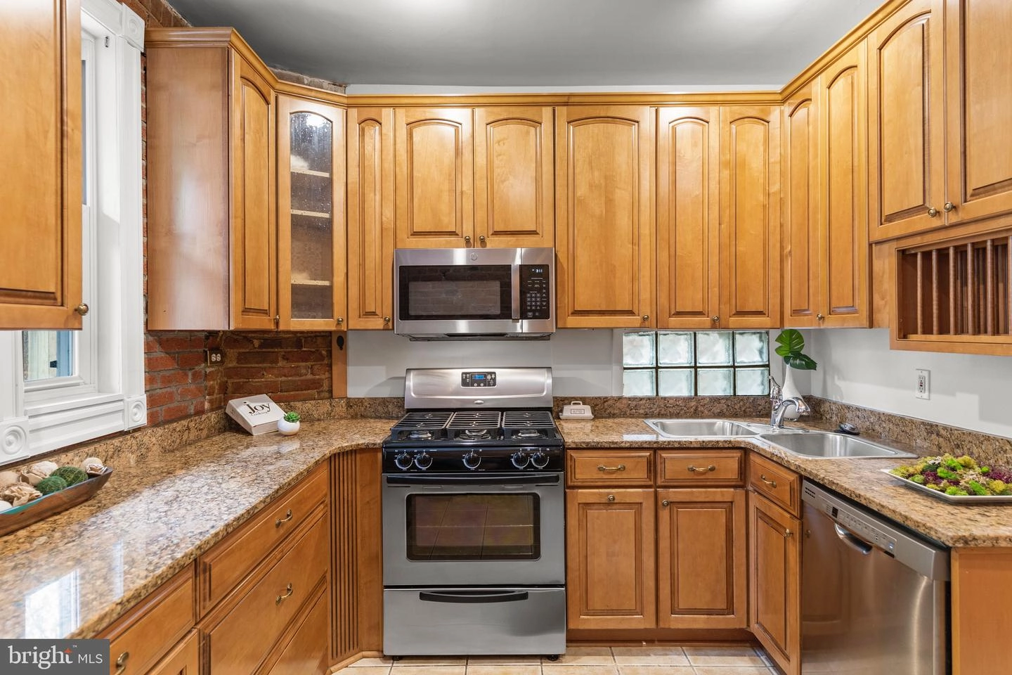 Kitchen - 318 G St NE, Washington, DC 20002 photo 1 of 6