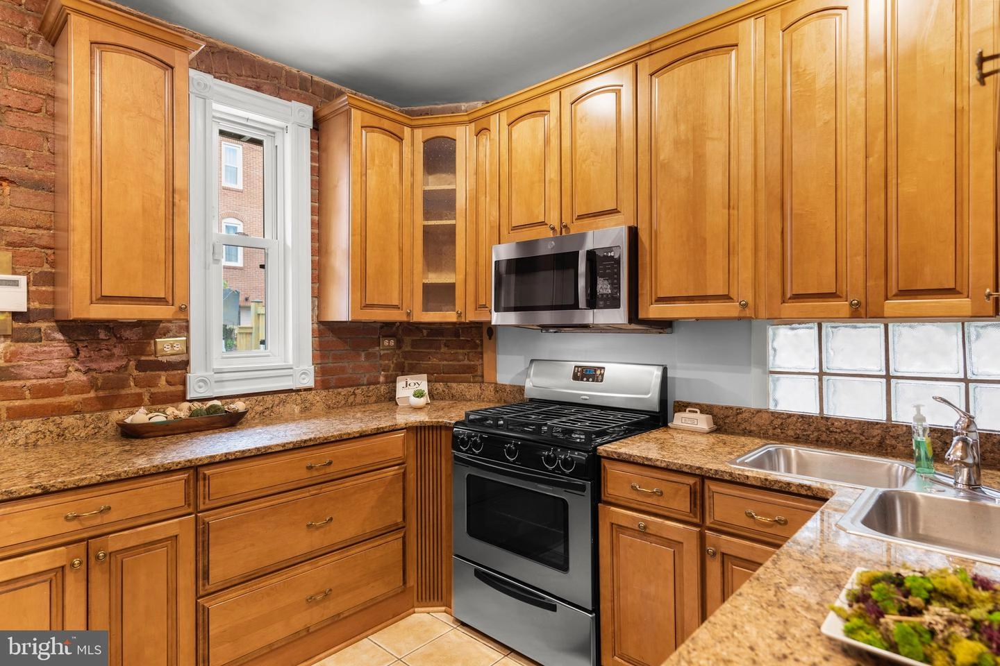 Kitchen - 318 G St NE, Washington, DC 20002 photo 2 of 6
