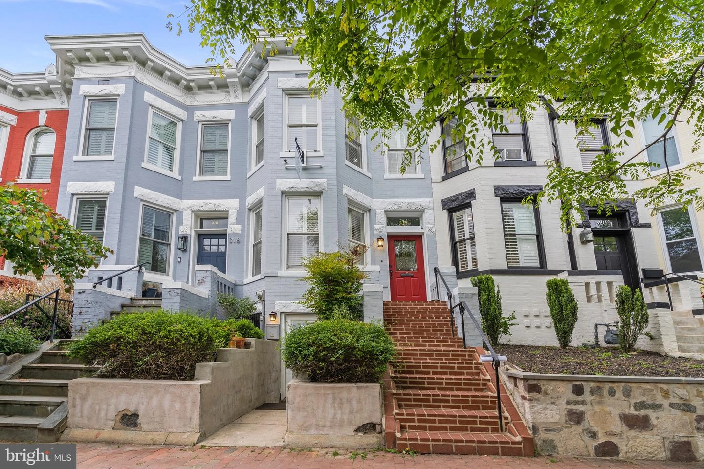 Exterior - 318 G St NE, Washington, DC 20002 photo 2 of 7