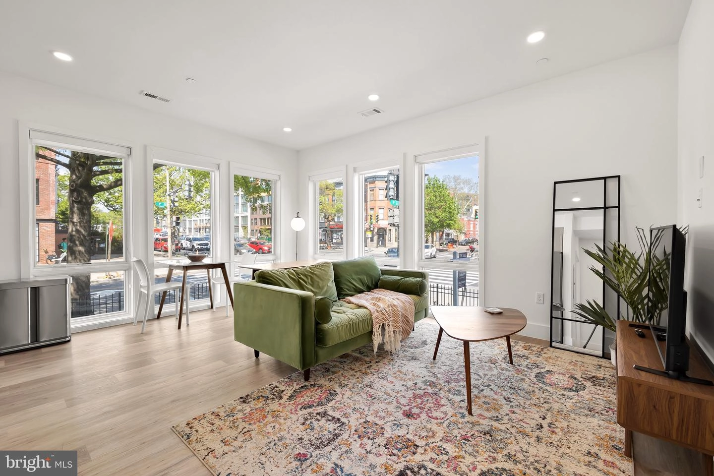 14 P St NW #101, Washington, DC 20001 photo 1