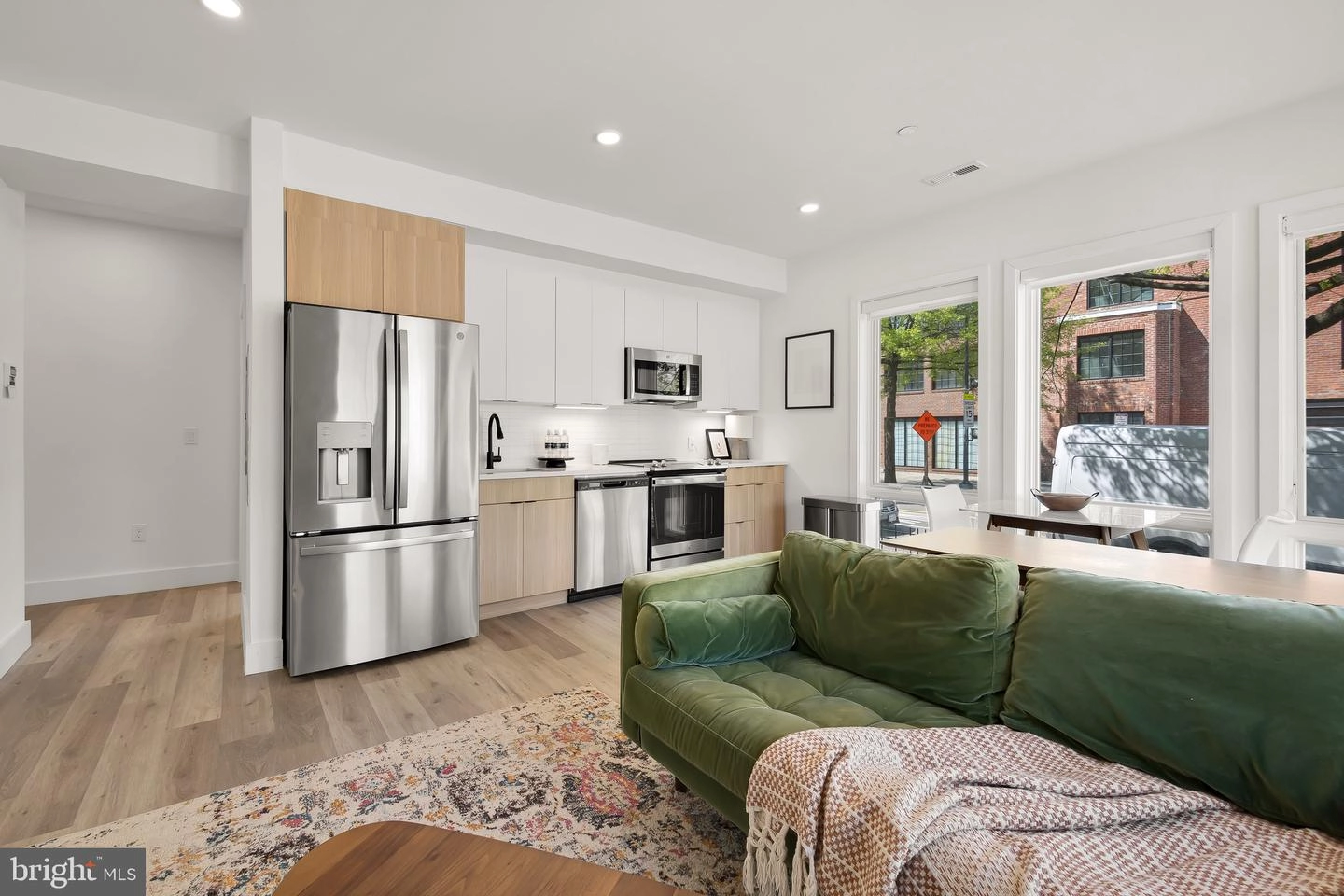 14 P St NW #101, Washington, DC 20001 photo 2