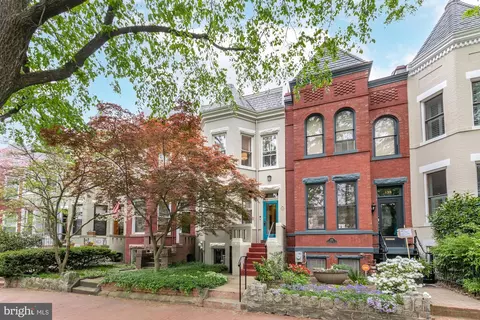 137 Kentucky Ave SE, Washington, DC 20003