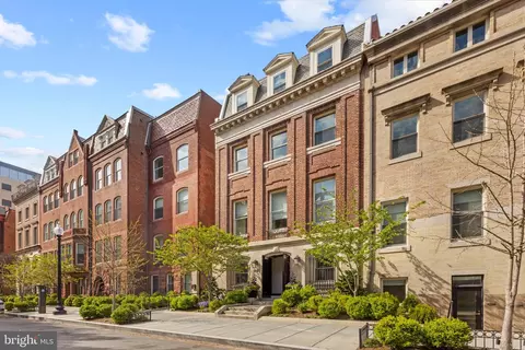 1745 N Street St NW #411, Washington, DC 20036