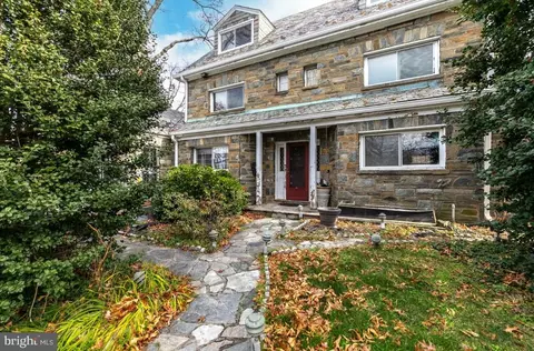 3129 Westover Dr SE, Washington, DC 20020