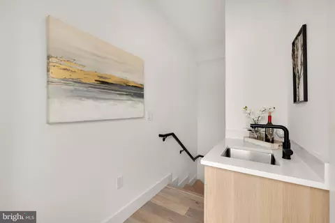 Bath - 14 P St NW #404, Washington, DC 20001 photo 4 of 6