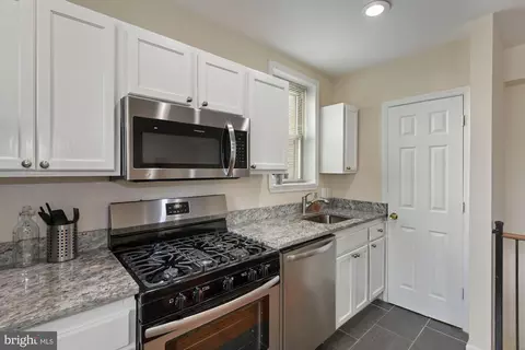 Kitchen - 429 18th St NE #2, Washington, DC 20002 photo 3 of 3