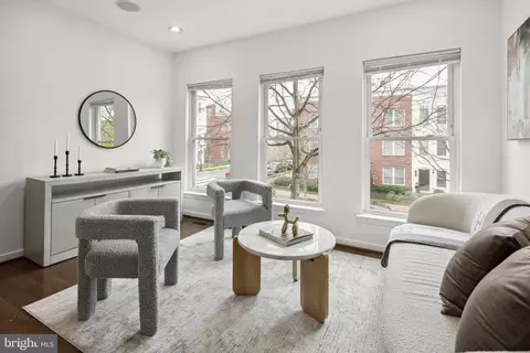 Living - 1003 4th St SE, Washington, DC 20003 photo 5 of 5