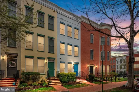 Exterior - 1003 4th St SE, Washington, DC 20003 photo 4 of 4