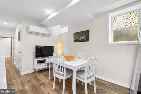 Dining - 1625 1st St NE, Washington, DC 20002 photo 4 of 4