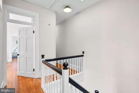 Entry Way - 1625 1st St NE, Washington, DC 20002 photo 4 of 4