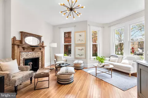 Living - 1625 1st St NE, Washington, DC 20002 photo 1 of 8