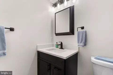 Bath - 1625 1st St NE, Washington, DC 20002 photo 5 of 6