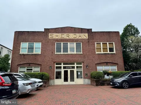 2516 Q St NW #Q301, Washington, DC 20007