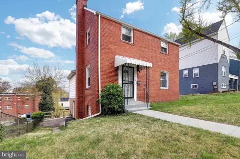 3918 1st St SW, Washington, DC 20032
