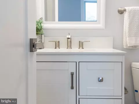 Bath - 1839 E Street St NE, Washington, DC 20002 photo 5 of 10