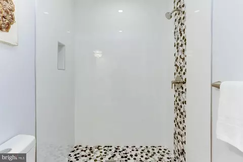 Bath - 1839 E Street St NE, Washington, DC 20002 photo 3 of 10